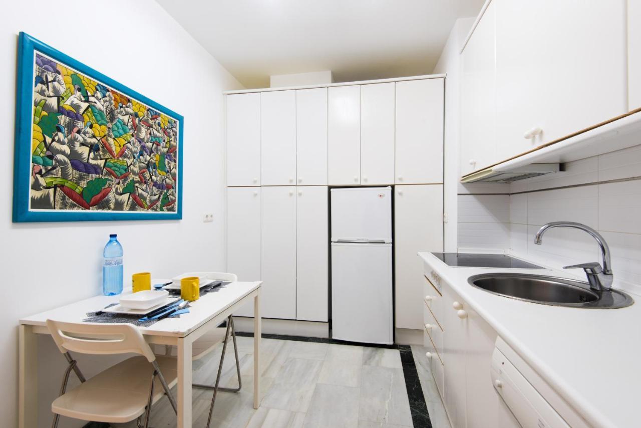 Appartement Rentandhomes Beachfront Center